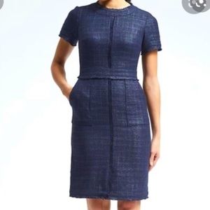 Banana Republic short sleeve coated tweed sheath dress
